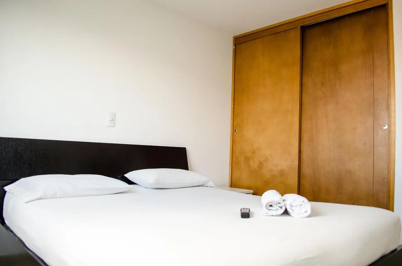 Apartahotel Acropolis Medellín 0*,  Colombia