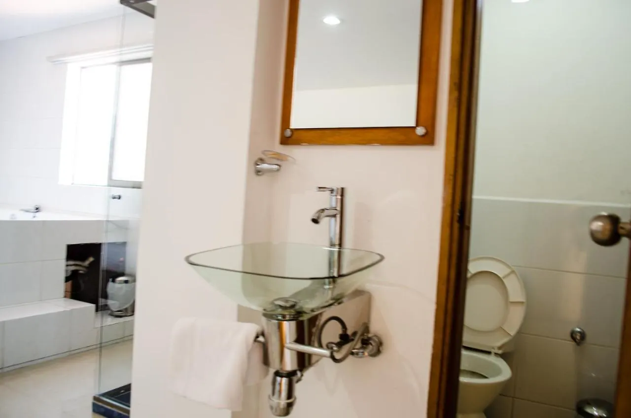 Apartahotel Acropolis Medellín Hotel