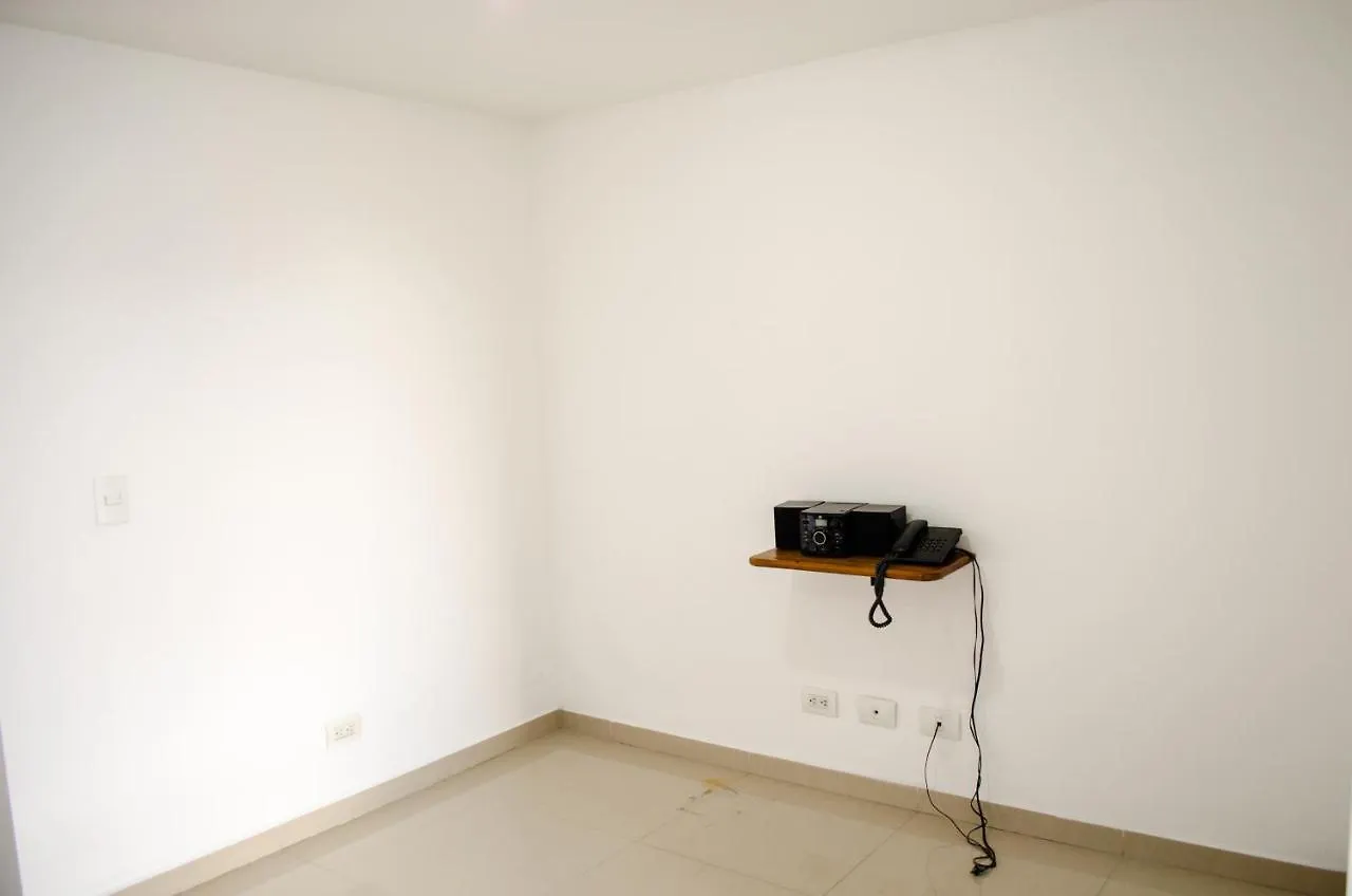 Hotel Apartahotel Acropolis Medellín Colombia