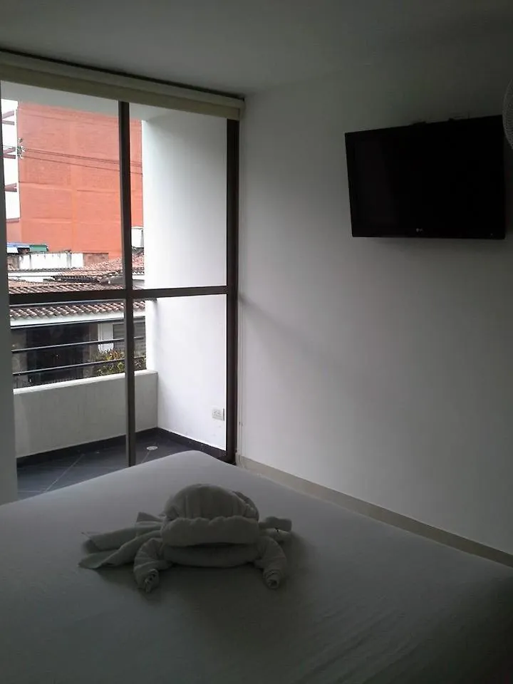 Hotel Apartahotel Acropolis Medellín Colombia