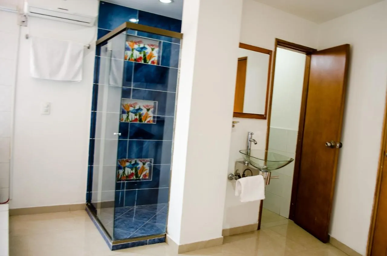Hotel Apartahotel Acropolis Medellin Colombia